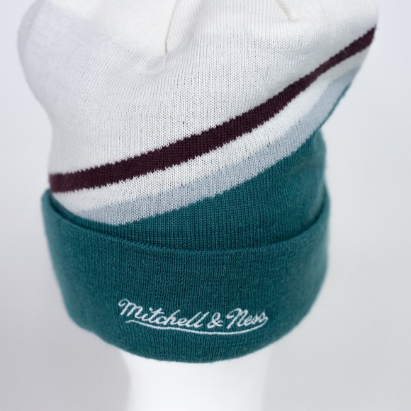 Anaheim Mighty Ducks 20th Beanie Hat Pom Pom One Size Mitchell & Ness - Picture 3 of 6